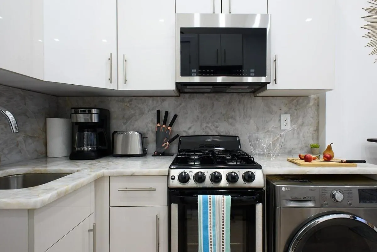 62-2B New Studio Prime Ues W&D In Unit New York Apartment